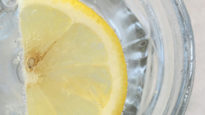 The Benefits of Drinking Lemon Water Daily
