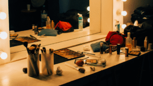 How Lighting Affects Your Makeup Look