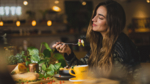 How to Practice Mindful Eating and Enjoy Food More