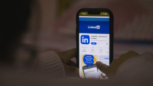 How to Use LinkedIn to Get More Job Offers
